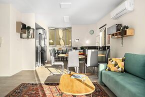 Netanya Beach Pool Studio by Sea N' Rent