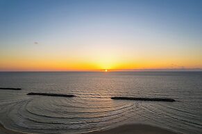 Netanya Beach Pool Studio by Sea N' Rent