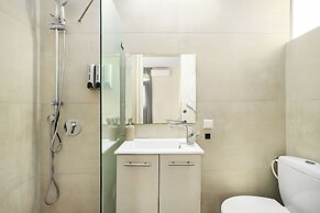 Netanya Beach Pool Studio by Sea N' Rent