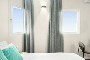 Netanya Beach Pool Studio by Sea N' Rent