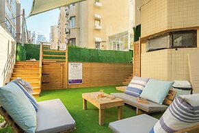 Netanya Beach Pool Studio by Sea N' Rent