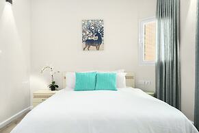 Netanya Beach Pool Studio by Sea N' Rent