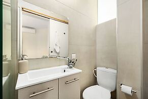 Netanya Beach Pool Studio by Sea N' Rent