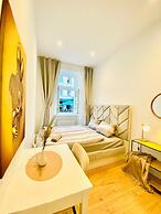 Comfy and Scenic 4BR Stay in Ottakring
