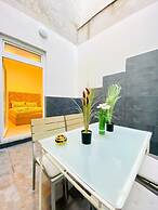 Comfy and Scenic 4BR Stay in Ottakring