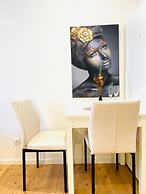 Comfy and Scenic 4BR Stay in Ottakring