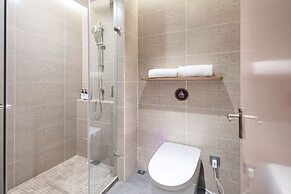 Home Selection Hangzhou Xihu Hubin Yintai i77 Store