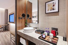 Home Selection Hangzhou Xihu Hubin Yintai i77 Store