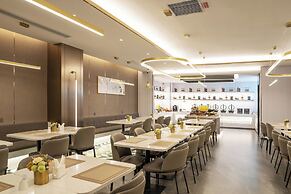 Home Selection Hangzhou Xihu Hubin Yintai i77 Store