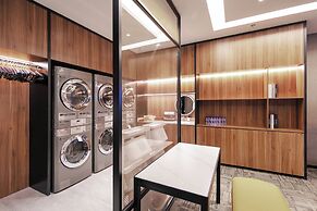 Home Selection Hangzhou Xihu Hubin Yintai i77 Store