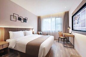 Home Selection Hangzhou Xihu Hubin Yintai i77 Store