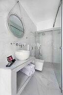 Artheon Hotel