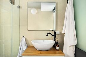 Florentin Stylish Stay by Sea N' Rent