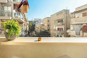 Florentin Stylish Stay by Sea N' Rent