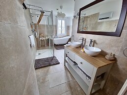 MANOIR LE COUTUREAU