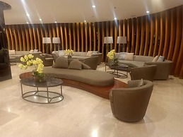 Len's Den - Flat in Pasay City Mall of Asia Manila