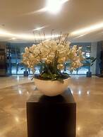 Len's Den - Flat in Pasay City Mall of Asia Manila