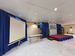 Flores De Musa by Curv Hotels