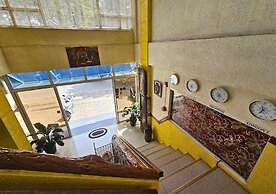 Flores De Musa by Curv Hotels