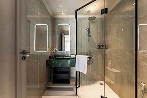 GRAND HOTEL du LAC Boutique Saigon