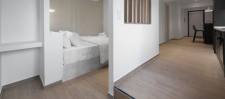 Venus, Nilie Hospitality MGMT