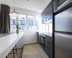 Venus, Nilie Hospitality MGMT