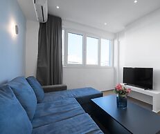 Venus, Nilie Hospitality MGMT