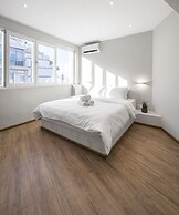 Venus, Nilie Hospitality MGMT