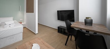 Venus, Nilie Hospitality MGMT