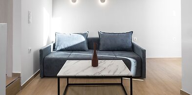 Venus, Nilie Hospitality MGMT