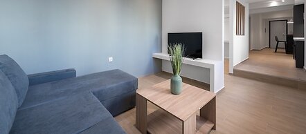 Venus, Nilie Hospitality MGMT