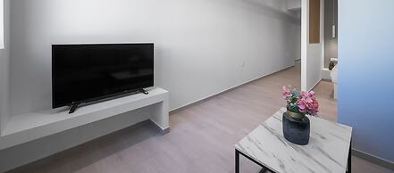 Venus, Nilie Hospitality MGMT