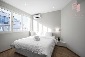 Venus, Nilie Hospitality MGMT