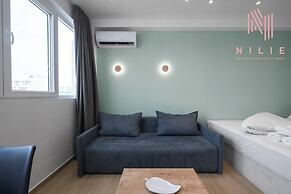 Venus, Nilie Hospitality MGMT