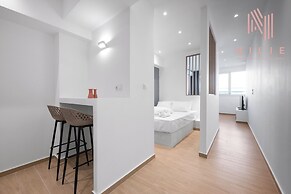 Venus, Nilie Hospitality MGMT