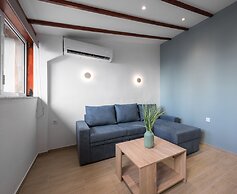 Venus, Nilie Hospitality MGMT