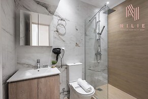 Venus, Nilie Hospitality MGMT