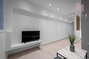 Venus, Nilie Hospitality MGMT