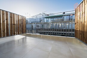 Venus, Nilie Hospitality MGMT