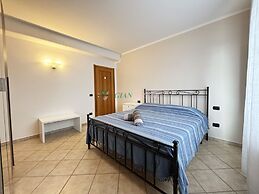 Central Area Close to the Beach-rif Palme