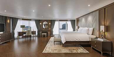Paradise Legacy Cruise Halong