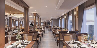 Paradise Legacy Cruise Halong