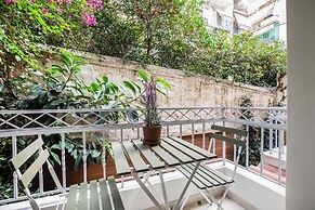 Lyndon Deluxe Studio Athens Escape