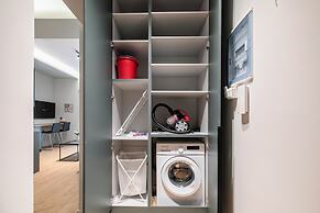 Lyndon Deluxe Studio Athens Escape