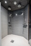 Spacious 2BR Cabin at Riihivuori Peak