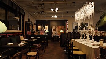 Yes Rustic Luxury Rome Art Hotel