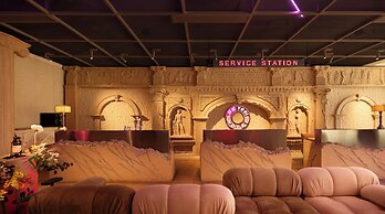 Yes Rustic Luxury Rome Art Hotel