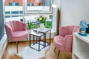 Gunwharf Quays Cozy Central Apartment