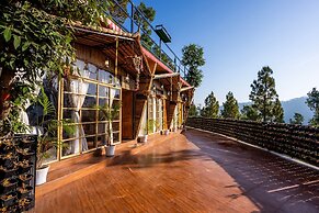 Moustache Select Mukteshwar