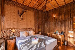 Moustache Select Mukteshwar